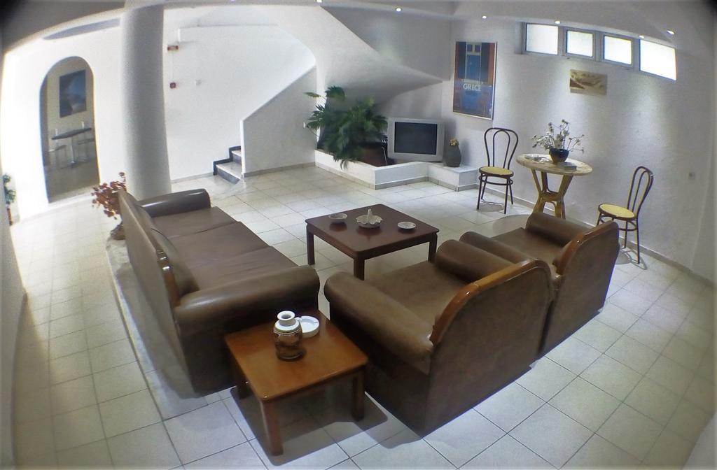Araliki Apartments & Studios Loutra Edipsou  Extérieur photo